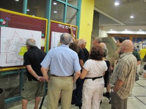 אוגוסט 2012